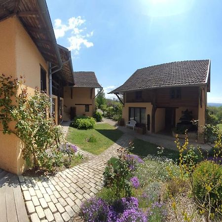 Bed and Breakfast La Parenthèse à Saint-Genix-sur-Guiers Extérieur photo